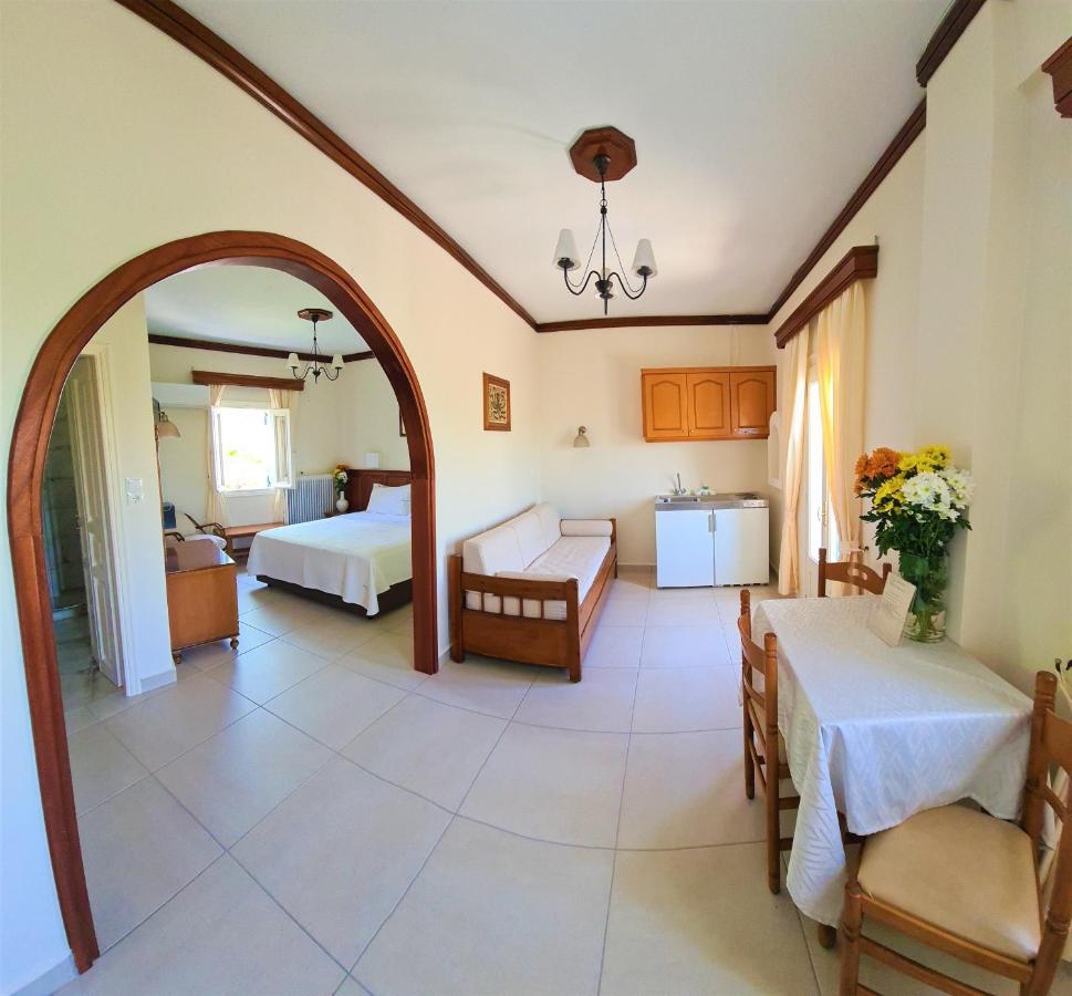 Kastro Hotel Spétses Стая снимка