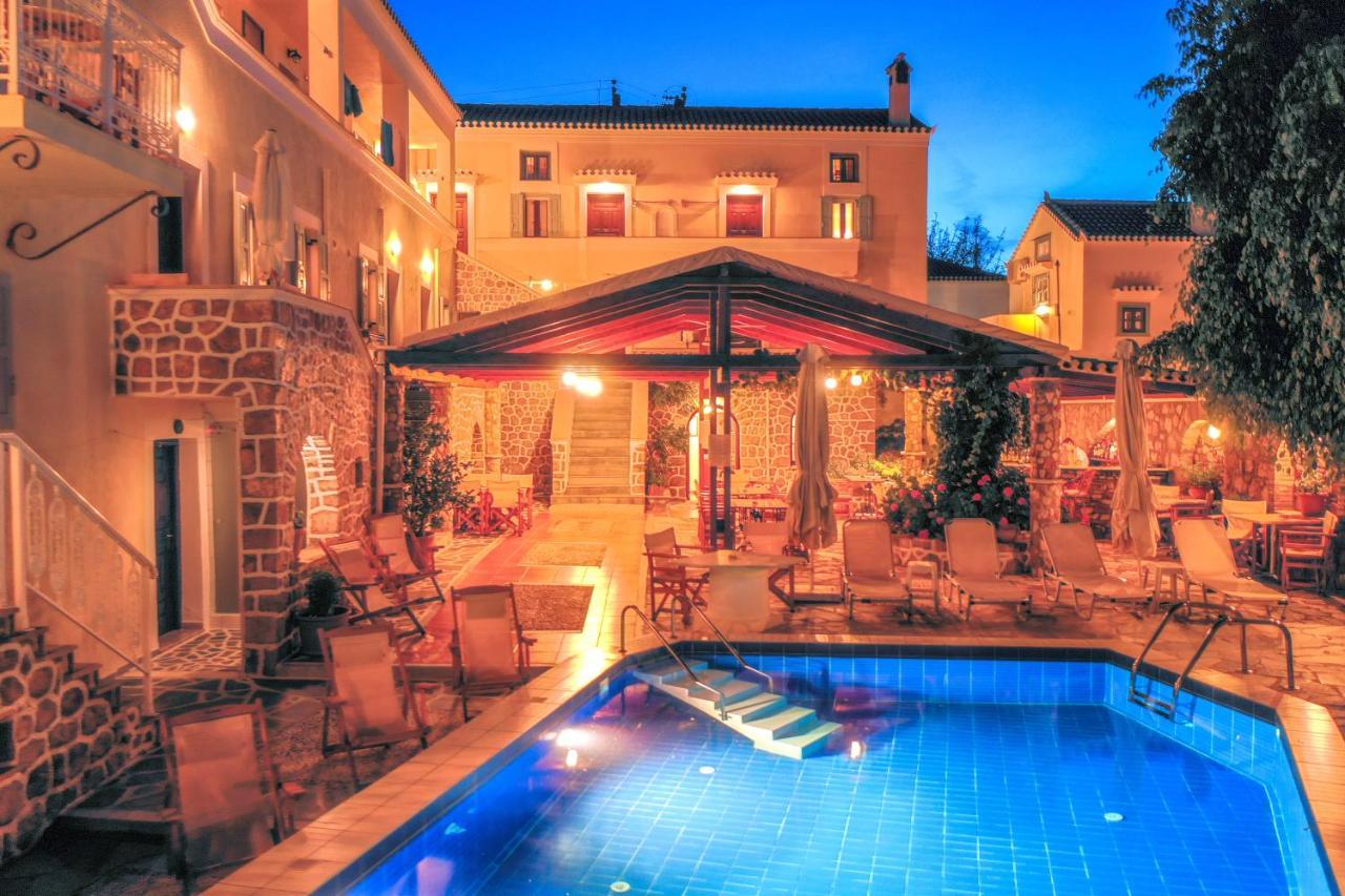 Kastro Hotel Spétses Екстериор снимка