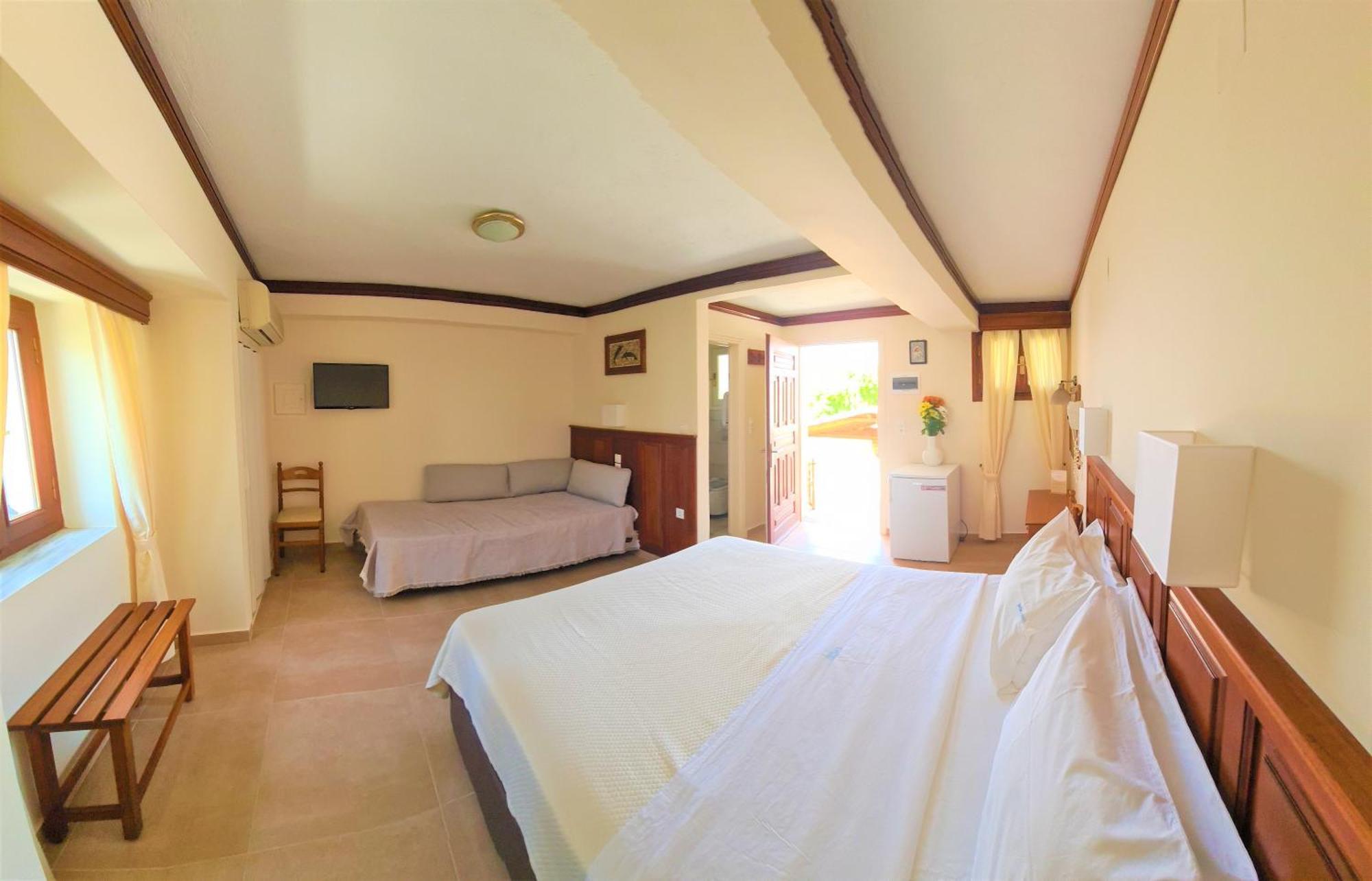 Kastro Hotel Spétses Екстериор снимка